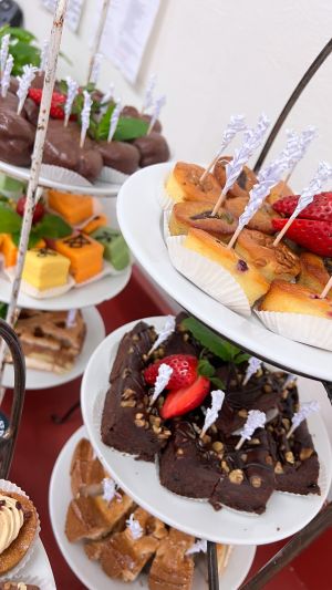 HighTea